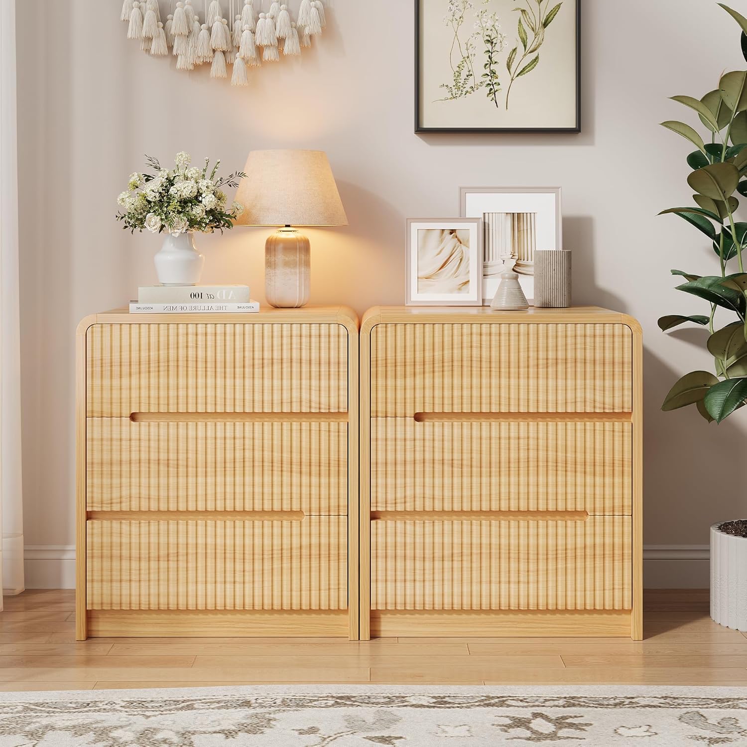 Fluted Dresser for Bedroom, 3 Drawer Dressers for Closet Small Wood Dresser Modern TV Stand, Wooden Clothes Storage Organizer Chest of Drawers for Living Room Hallway Entryway