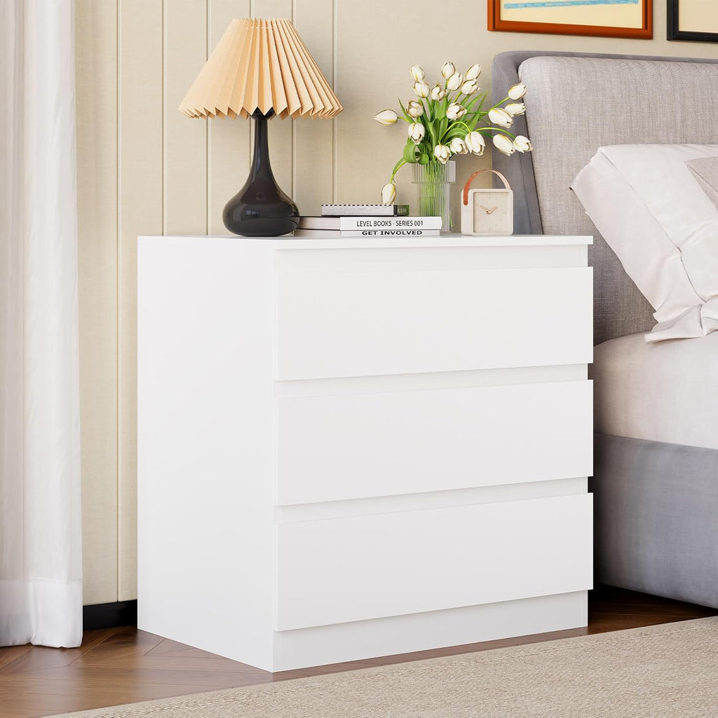 White Wood Dresser for Bedroom, 3 Drawer Dresser for Clothes Storage, Modern Dressers with Wide Drawers, Wide Wooden Chest Drawers for Living Room, Entryway, TV Stand